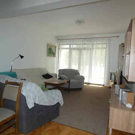 アパート Apartman Zarko ツコン