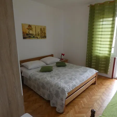 Apartman Zarko ツコン