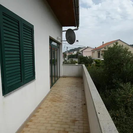 Apartman Zarko Apartment Tkon